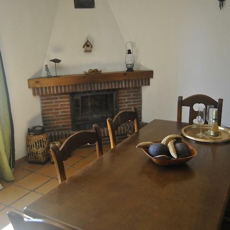 Huertas Apartment La Serna del Monte Luaran gambar