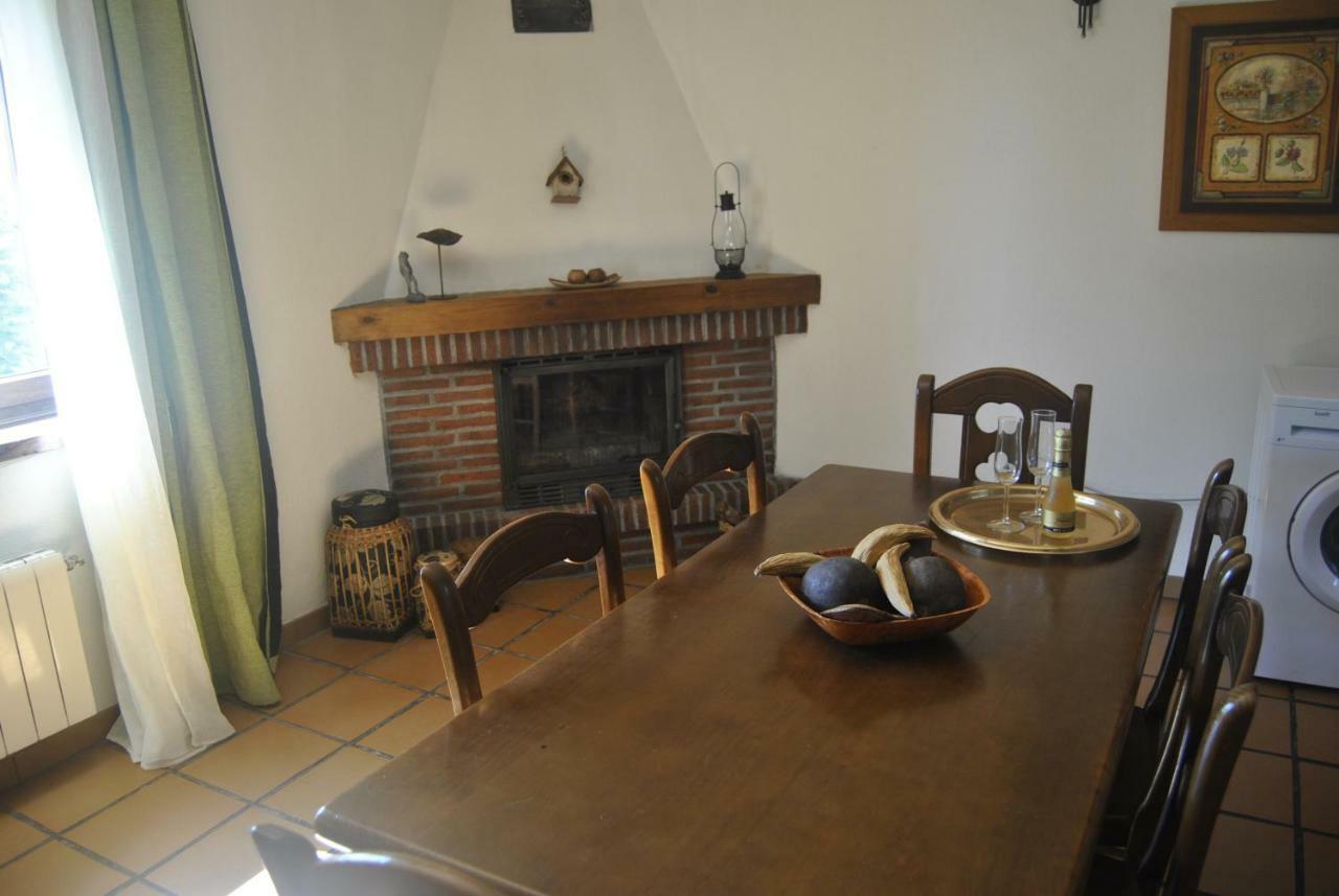 Huertas Apartment La Serna del Monte Luaran gambar